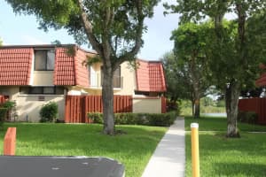 3915 Victoria Dr, West Palm Beach, FL 33406, Sold 10/01/20