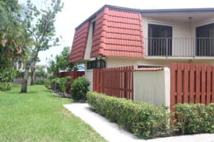 3915 Victoria Dr, West Palm Beach, FL 33406, Sold 10/01/20