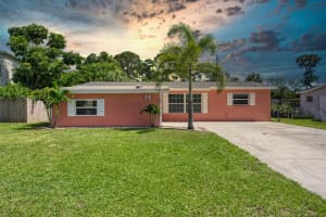 2444 1st Pl SW, Vero Beach, FL 32962, Sold 10/23/20