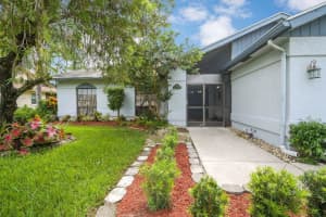 143 Parkwood Dr, Royal Palm Beach, FL 33411, Sold 11/09/20