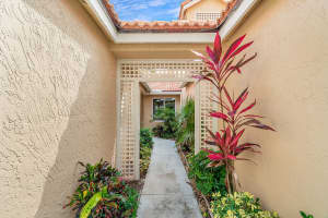 23156 Fountain View Dr, Boca Raton, FL 33433, Sold 10/29/20