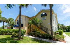 121 Waterside Dr, Hypoluxo, FL 33462, Sold 01/29/21
