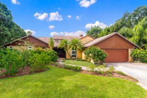 2944 NE Loquat Ln, Jensen Beach, FL 34957, Sold 10/20/20