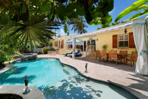 1112 Vista Del Mar Dr S, Delray Beach, FL 33483, Sold 10/01/20