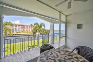 111 Shore Ct, North Palm Beach, FL 33408, Sold 10/16/20