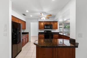 949 NW 8th St, Boca Raton, FL 33486, Sold 09/21/20