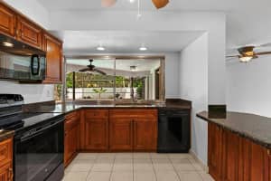 949 NW 8th St, Boca Raton, FL 33486, Sold 09/21/20