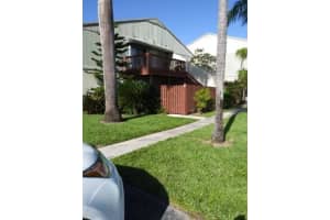 12 Crossings Cir, Boynton Beach, FL 33435, Sold 09/25/20