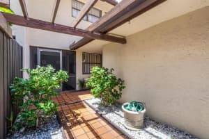 6850 NW 2nd Ave, Boca Raton, FL 33487, Sold 11/12/20