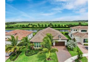 9283 Grand Prix Ln, Boynton Beach, FL 33472, Sold 12/02/20