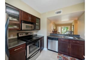 1040 Lake Shore Dr, Lake Park, FL 33403, Sold 02/26/21