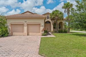 MLS# R10650570, Vero Beach, Florida 32968