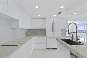 2295 S Ocean Blvd, Palm Beach, FL 33480, Sold 03/26/21