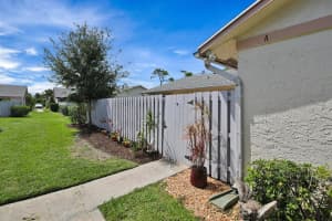 8899 Thumbwood Cir, Boynton Beach, FL 33436, Sold 10/19/20