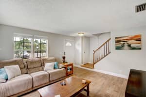 201 Georgian Park Dr, Jupiter, FL 33458, Sold 10/16/20