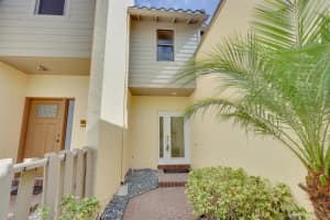 1937 Canterbury Cir, Wellington, FL 33414, Sold 11/03/20