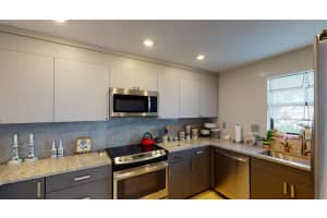 300 N Hwy A1A #203n, Jupiter, FL 33477, Sold 11/17/20