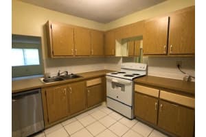 119 Conaskonk Cir, Royal Palm Beach, FL 33411, Sold 12/15/20