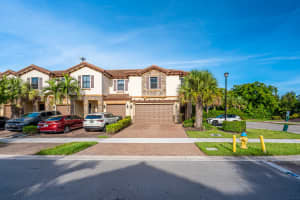 6940 Halton Park Ln, Coconut Creek, FL 33073, Sold 10/26/20