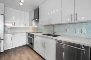 236 SE 5th Ave, Delray Beach, FL 33484, Sold 12/14/20