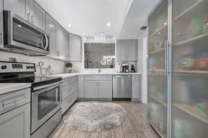 6595 Parkview Dr, Boca Raton, FL 33433, Sold 10/08/20