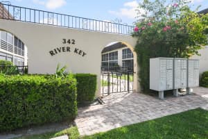 342 Southwind Dr, North Palm Beach, FL 33408, Sold 11/18/20