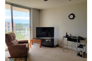 480 Executive Center Dr, West Palm Beach, FL 33401, Sold 10/14/20