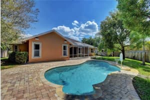 1955 Lindsey Ct, Wellington, FL 33414, Sold 10/07/20