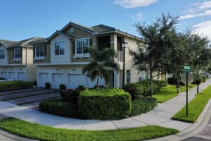 3051 SE Lexington Lakes Dr, Stuart, FL 34994, Sold 10/07/20