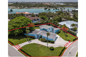 138 Beacon Ln, Jupiter, FL 33469, Sold 10/15/20
