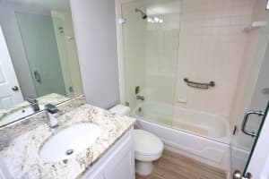2185 White Pine Cir, Greenacres, FL 33415, Sold 12/03/20