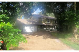 2961 SE Falmouth Dr, Stuart, FL 34997, Sold 02/19/21