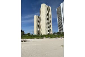 2800 N Ocean Dr #19b, Riviera Beach, FL 33404, Sold 06/11/21