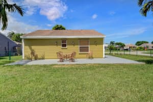 5487 Courtney Cir, Boynton Beach, FL 33472, Sold 12/01/20