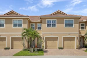 532 SW Glen Crest Way, Stuart, FL 34997, Sold 10/21/20