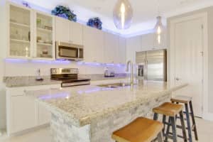 532 SW Glen Crest Way, Stuart, FL 34997, Sold 10/21/20