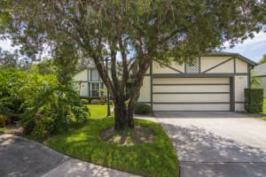 MLS# R10651573, Vero Beach, Florida 32966