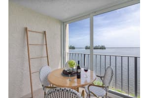 5926 River Run Dr, Sebastian, FL 32958, Sold 03/09/21