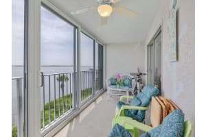 5926 River Run Dr, Sebastian, FL 32958, Sold 03/09/21