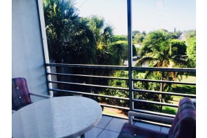 300 Waterway Dr S, Lantana, FL 33462, Sold 02/01/21