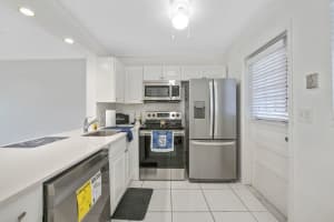 2213 NE 1st Ct, Boynton Beach, FL 33435, Sold 11/04/20