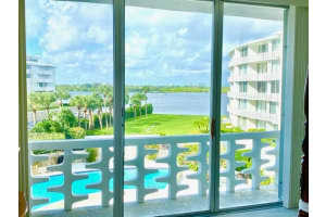 2760 S Ocean Blvd, Palm Beach, FL 33480, Sold 07/23/21