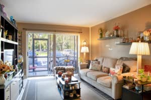 470 NW 20th St, Boca Raton, FL 33431, Sold 10/26/20