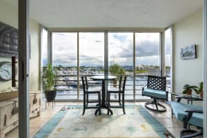 21 Yacht Club Dr, North Palm Beach, FL 33408, Sold 10/13/20