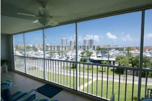 907 Marina Dr, North Palm Beach, FL 33408, Sold 11/10/20