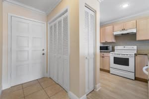 326 Northlake Dr, North Palm Beach, FL 33408, Sold 11/16/20