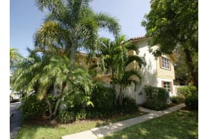 224 Seabreeze Cir, Jupiter, FL 33477, Sold 11/03/20