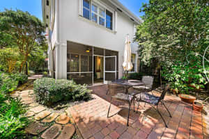 115 Las Brisas Cir, Hypoluxo, FL 33462, Sold 12/22/20