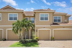 540 SW Glen Crest Way, Stuart, FL 34997, Sold 11/12/20
