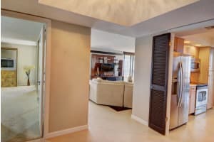 5540 N Ocean Dr, Riviera Beach, FL 33404, Sold 12/30/20